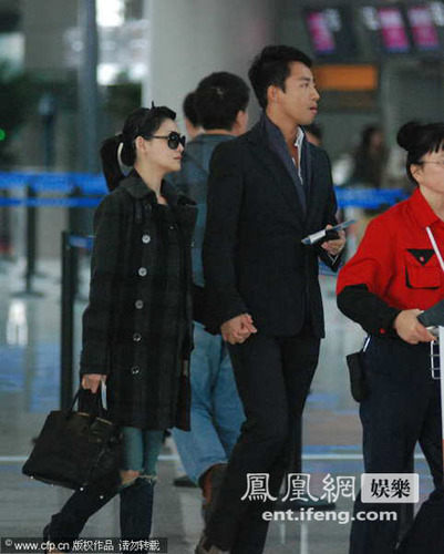 曝<em>大S汪小菲</em>注册<em>结婚</em>照 亲密相拥见证幸福时刻