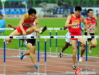 高清：全程回放刘翔110米跨栏夺冠瞬间