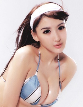 足球宝贝张婉悠图片