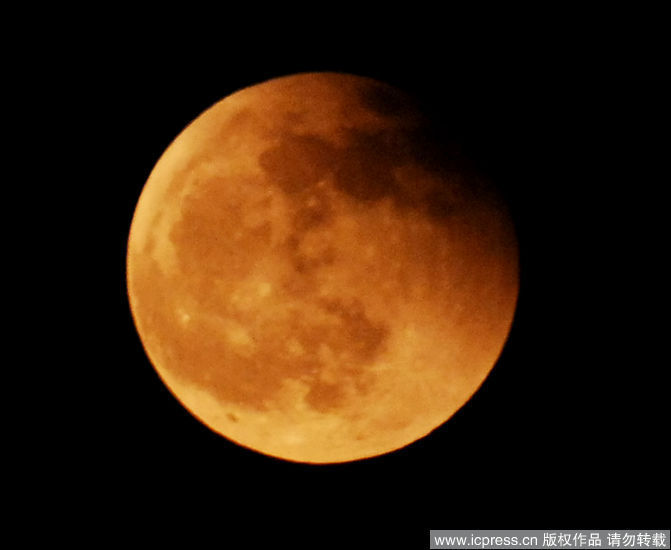 高清组图:今日出现18年一遇月全食(2010年12