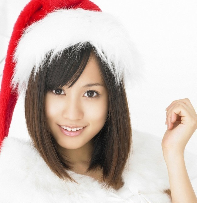 组图:日本顶级女优圣诞写真 不秀身材扮可爱