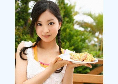 组图:揭秘朝鲜五大国宝美女 拉拉队长领衔_大渝
