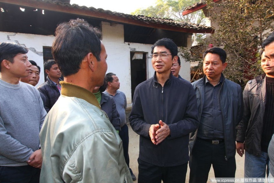 德宏州委书记赵金视察地震灾