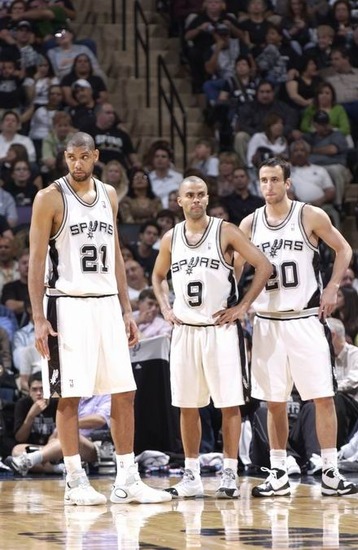 gdp篮球_GDP卖萌 范特西篮球经理 都HOLD不住