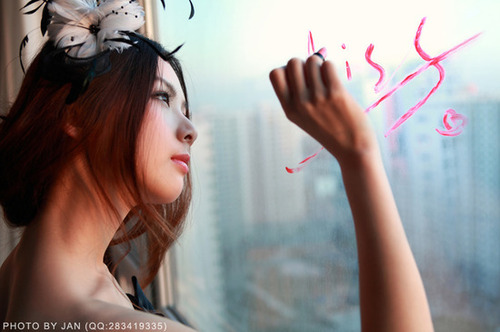 组图:沈阳音乐学院校花 声色时代的<em>妩媚女王</em>_