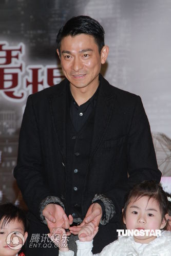 刘德华称生子事随缘 得罪香港有线电视台遭封