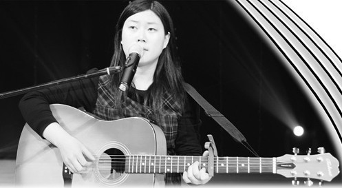 <em>西单女孩家乡</em>开唱 称父亲常教育自己 别忘本 _