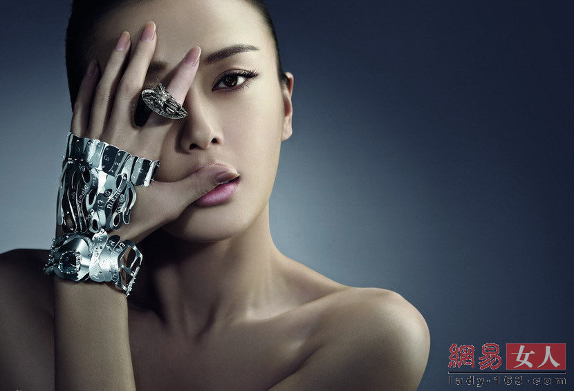 搜购频道_<em>女人装</em>