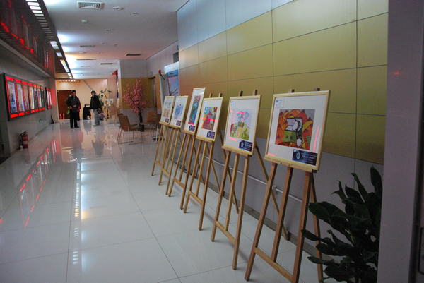 儿童环保画作在北京东都国际影城展出