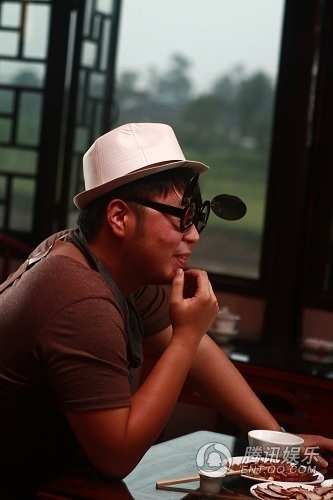 《大人物》今起全国上映 悉数片中跨界演员_娱