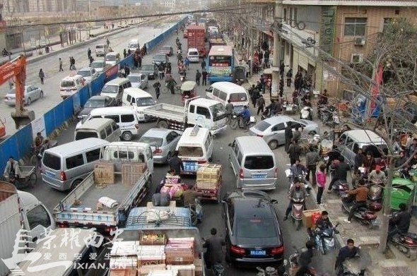 看看这才叫 堵车 +没有最堵只有更堵