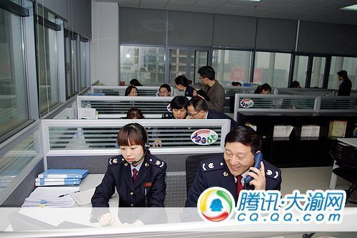 市地税局长值守12366 网友微博举报假发票