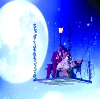 忘情冷雨夜! 6万歌迷来听他的演唱会(组图)