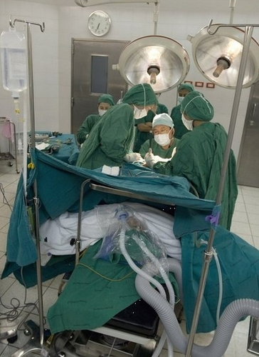 实拍泰国变性手术全过程