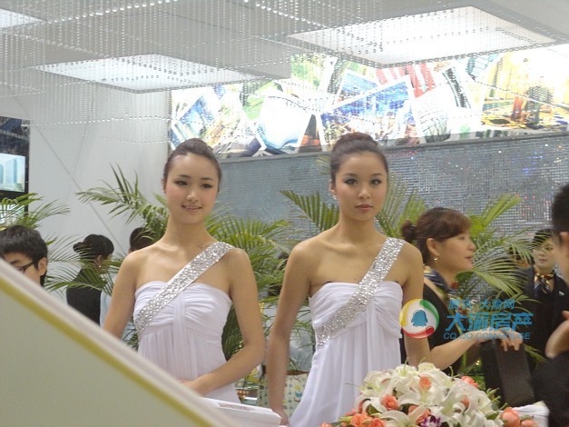 2011<em>重庆</em>春季<em>房交会</em>现场<em>美女</em>来啦~_房产图片