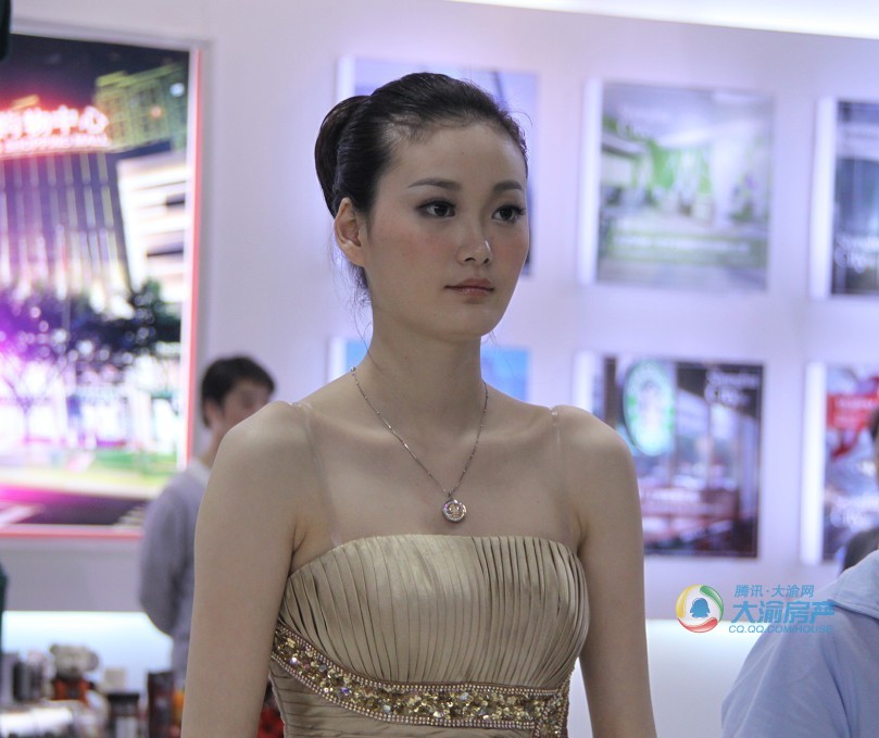 2011<em>重庆</em>春季<em>房交会</em>现场<em>美女</em>精选_房产图片新