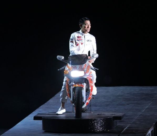 组图:2011刘德华世界巡回演唱会 即将登陆武汉