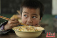 高清：湖南“免费午餐”正式启动 41名孩子受益