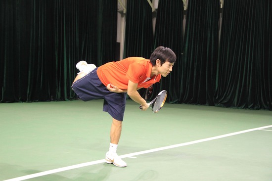 网球发球的技术要领(详解)