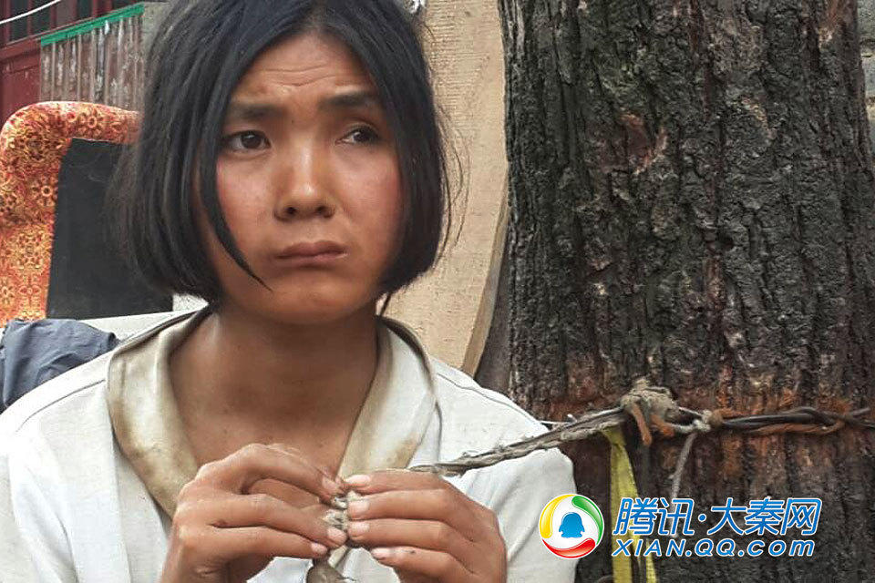 26岁女孩被父母绑树上20余年 成习惯从不反抗