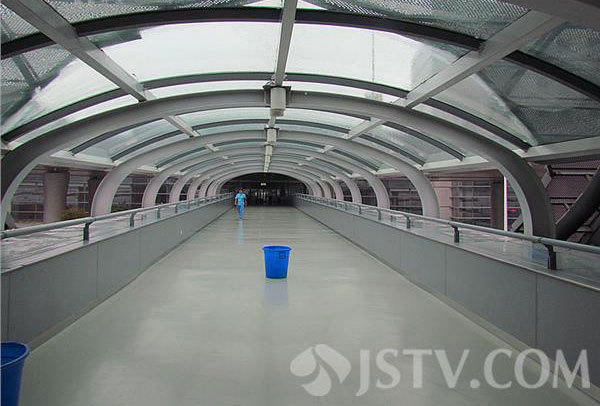 200个亿的工程就是为了造一个雨棚么?南京禄