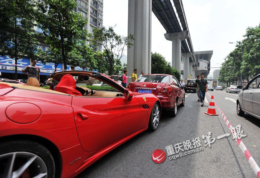 打工小伙偷开法拉利 边开边喝连撞5人 汽车 高清图片