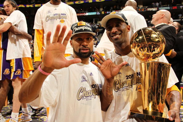 组图:科比生日快乐 生涯五冠高光时刻回顾-职业