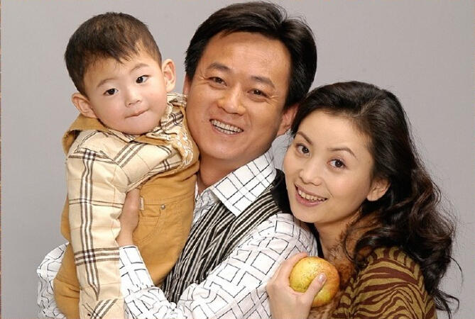 组图:央视主持全家福曝光 朱军朱迅等合家欢-全家福,主持人,结婚纪念日-丽水频道