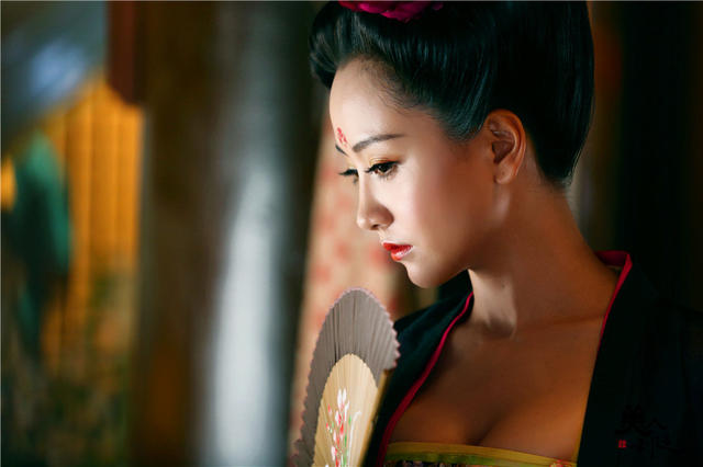 《美人制造》主题曲MV曝光 尚雯婕带你梦回唐