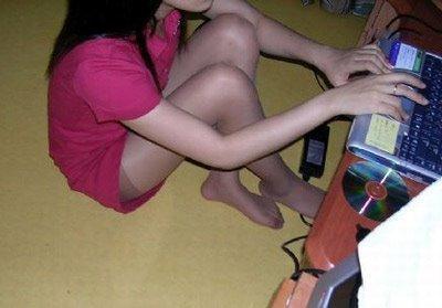 > 女朋友带了三个闺蜜来,我该怎么办