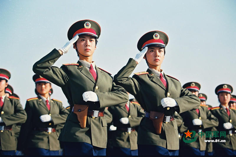 军力跃进的前夜 1999年国庆大阅兵_liuyutai20