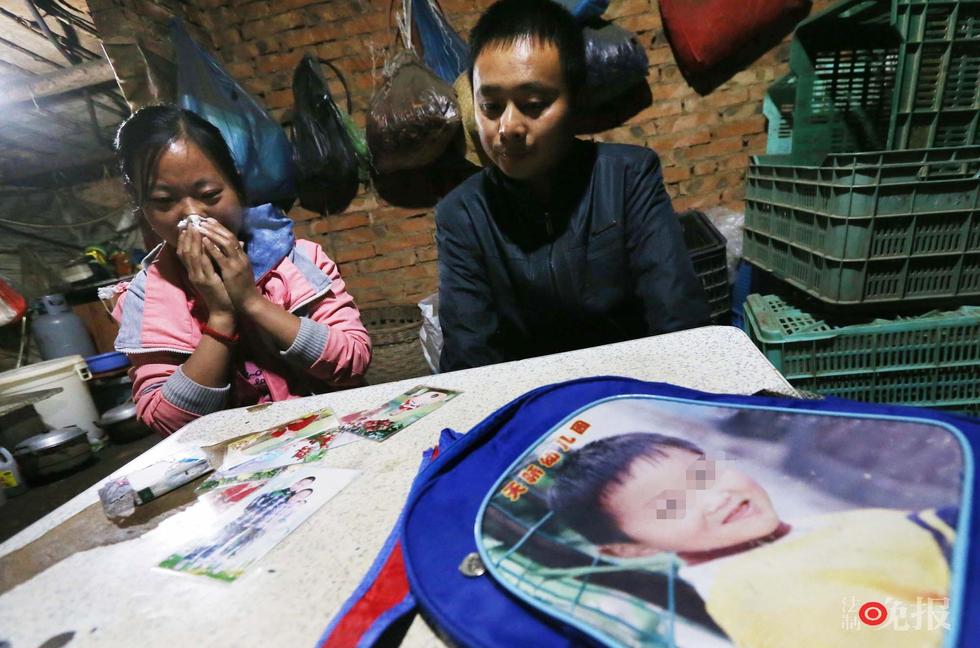 北京顺义后沙峪裕园路龙湾北公交车站孩子被撞身亡父母寻肇事目击者