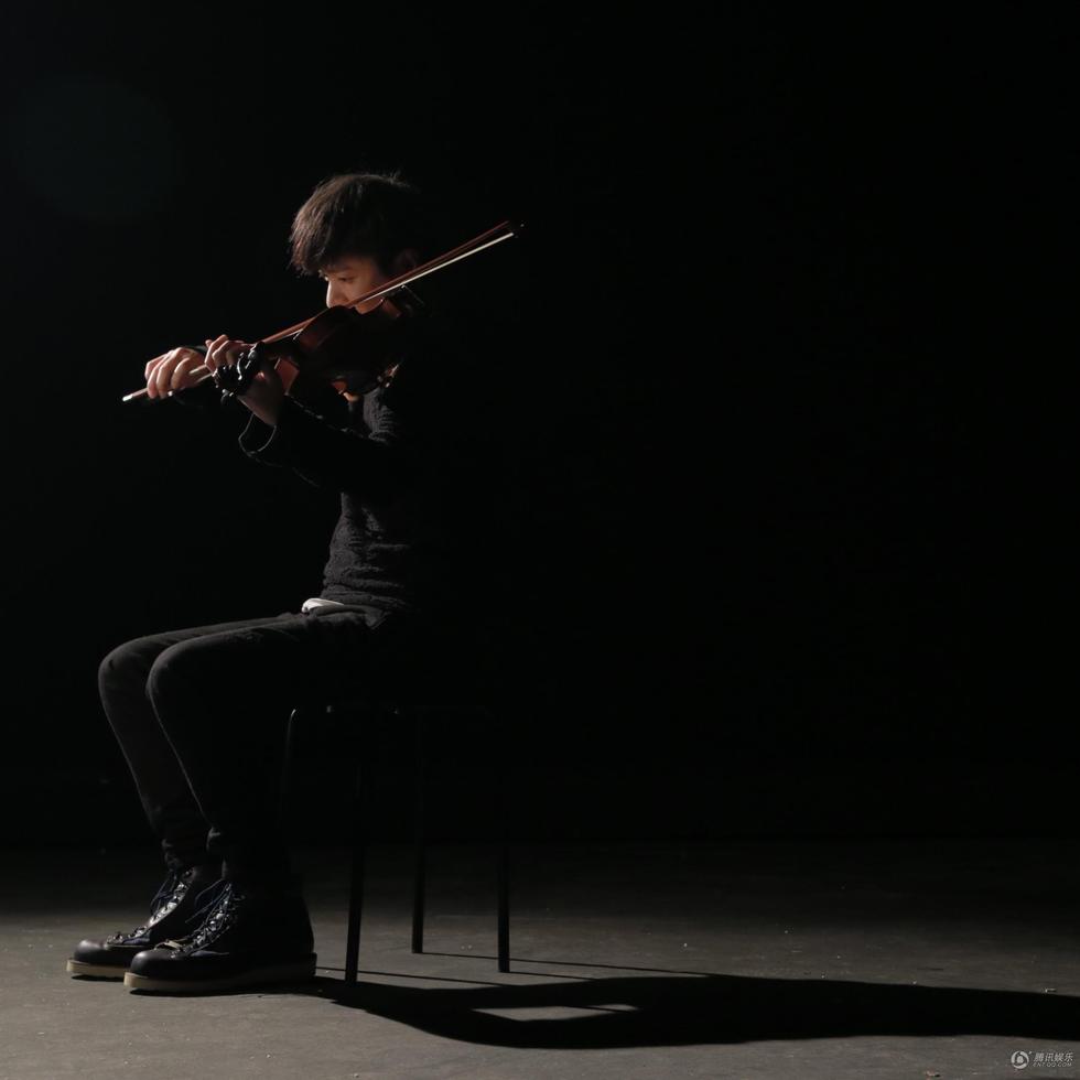 李<em>剑青</em>等艺人