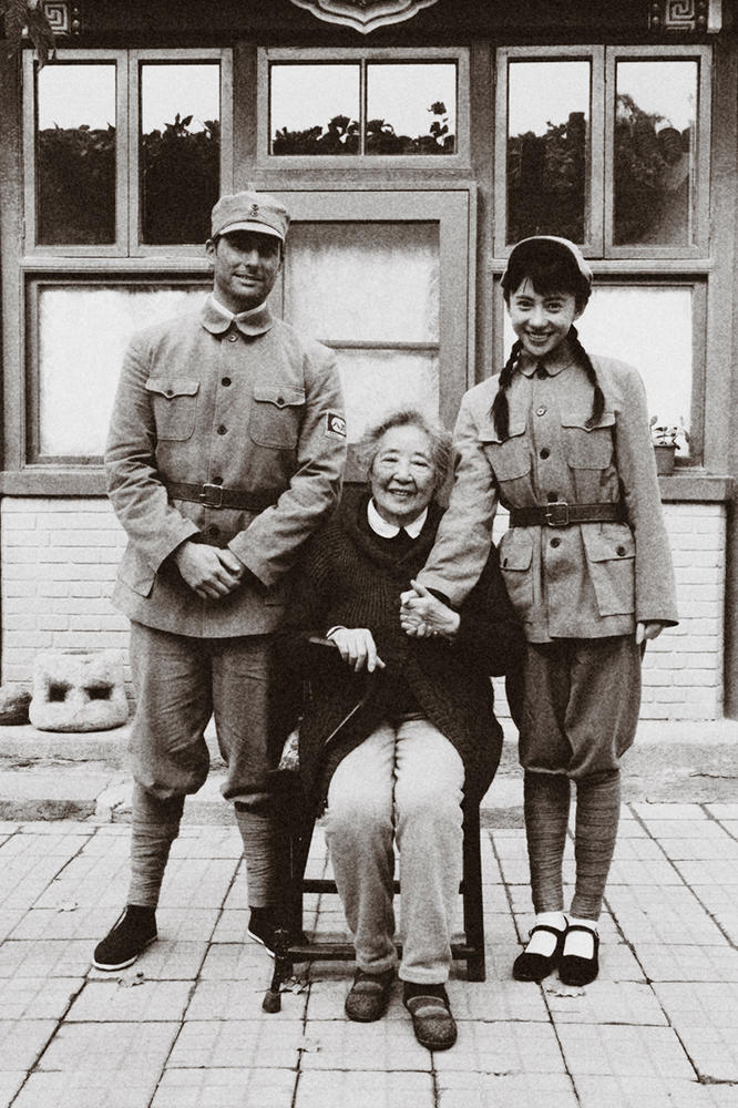 《历史永远铭记》正式开机 首次聚焦红色异国恋