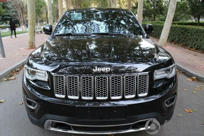 漂亮媳妇拍大片 霸气黑色大切诺基提车感受