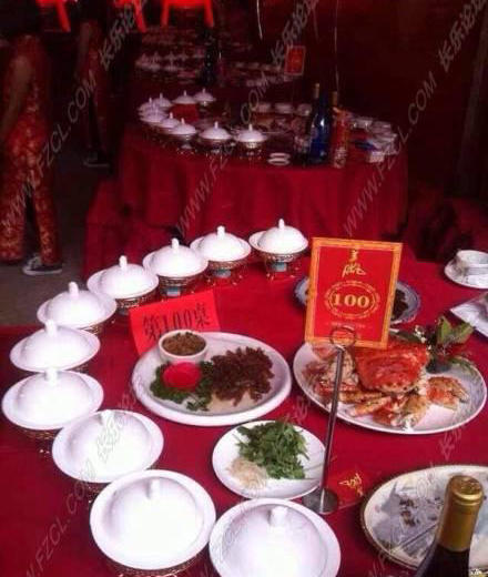 寿宴桌位牌_寿宴台面桌花_寿宴主桌花艺图片