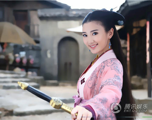 《神雕》芙妹亮相 毛晓彤被赞"最萌女仙"下凡