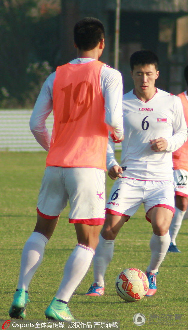 在足球的技战术打法上一共分为哪几种?我对足