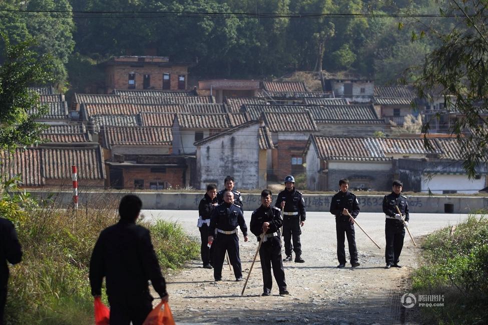 鹤山有多少人口_鹤山有哪些公园(2)