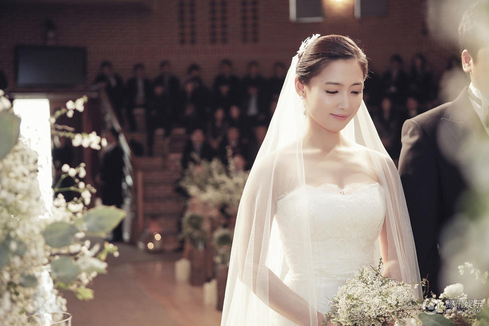 韩国婚纱照片_韩国艺匠婚纱摄影图片(3)