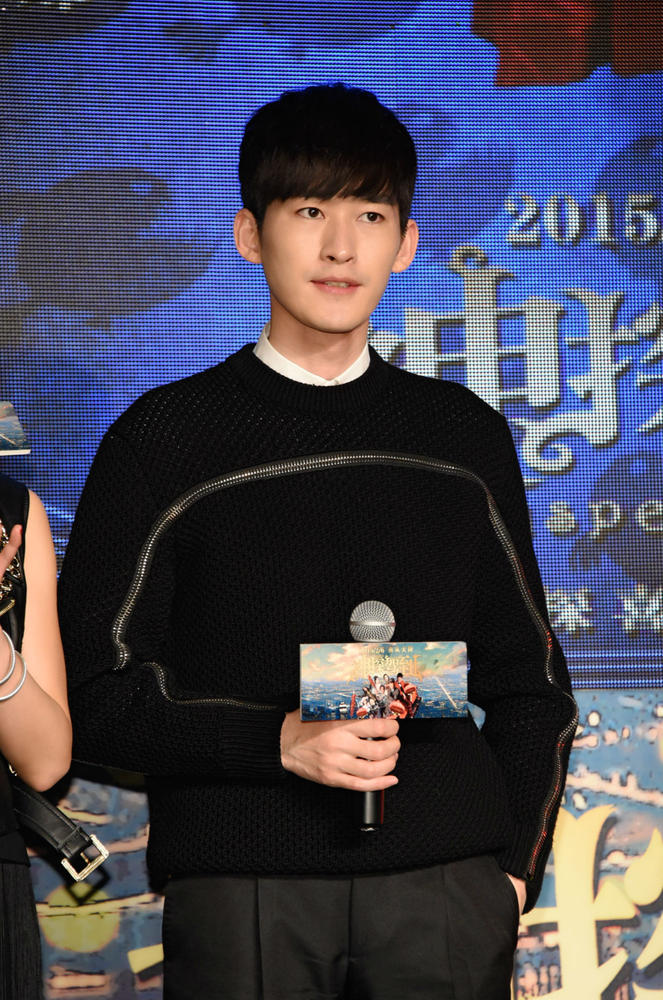 《神探驾到》首映 古天乐变神经张翰包6亿票房