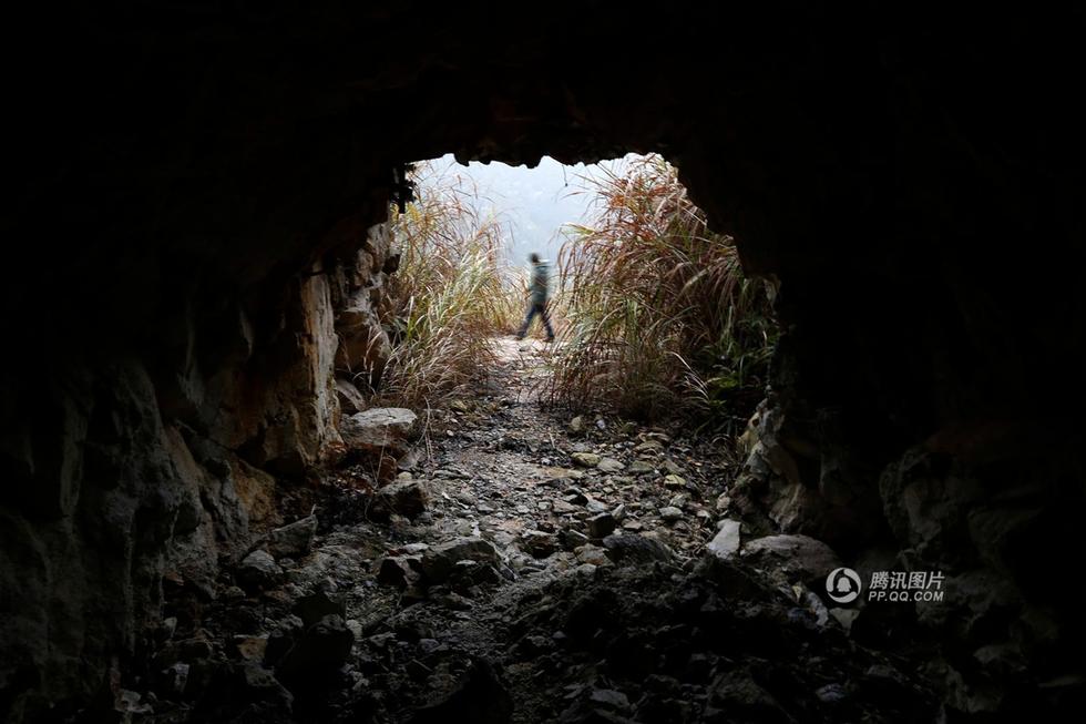 12月25日经济半小时_经济半小时 20141225 聚焦土地流转 四(2)