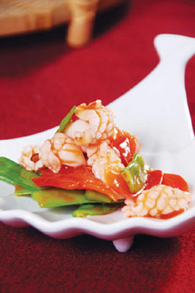 华西村人均收入_人均300吃饭(3)