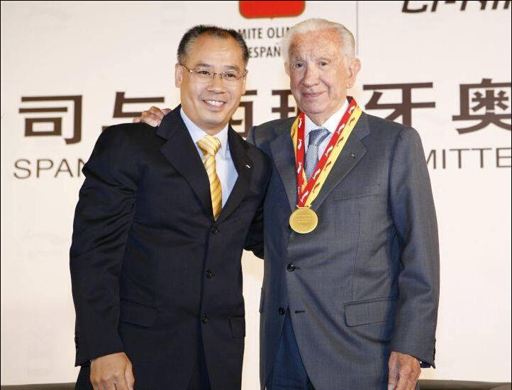 李宁老总是_心动品牌是李宁旗下(2)