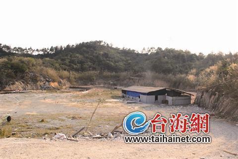 厦门上演深山剿 毒 记:直捣 猪场 缴获31公斤冰毒