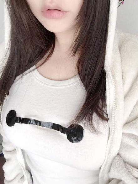 完爆开胸毛衣!日本少女发明超能陆战队大白t恤