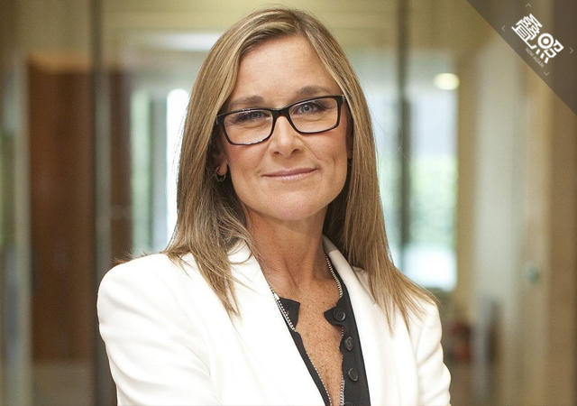 职业摄影师收入_女人收入高职业(3)