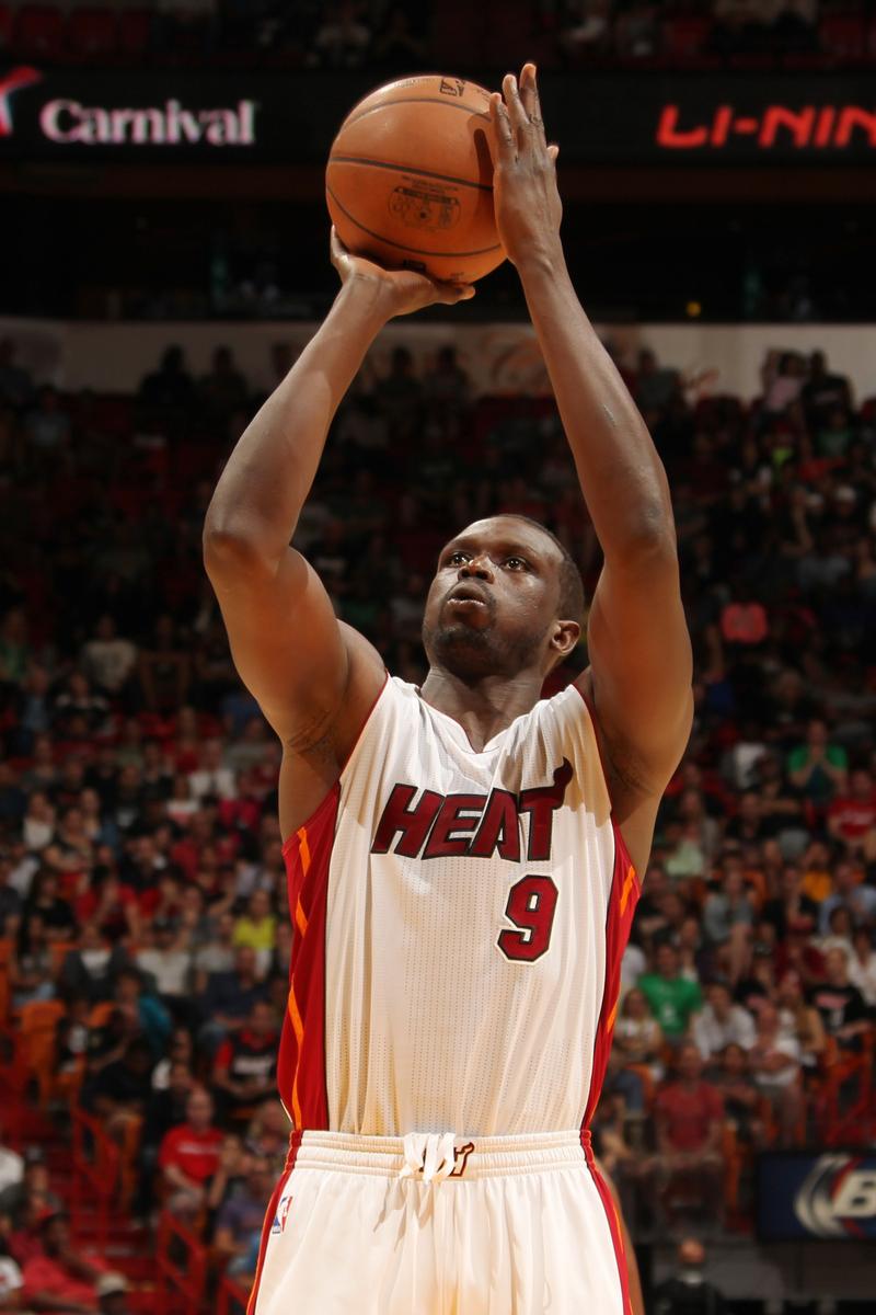 nba:韦德34分多人遭驱逐 热火负凯尔特人