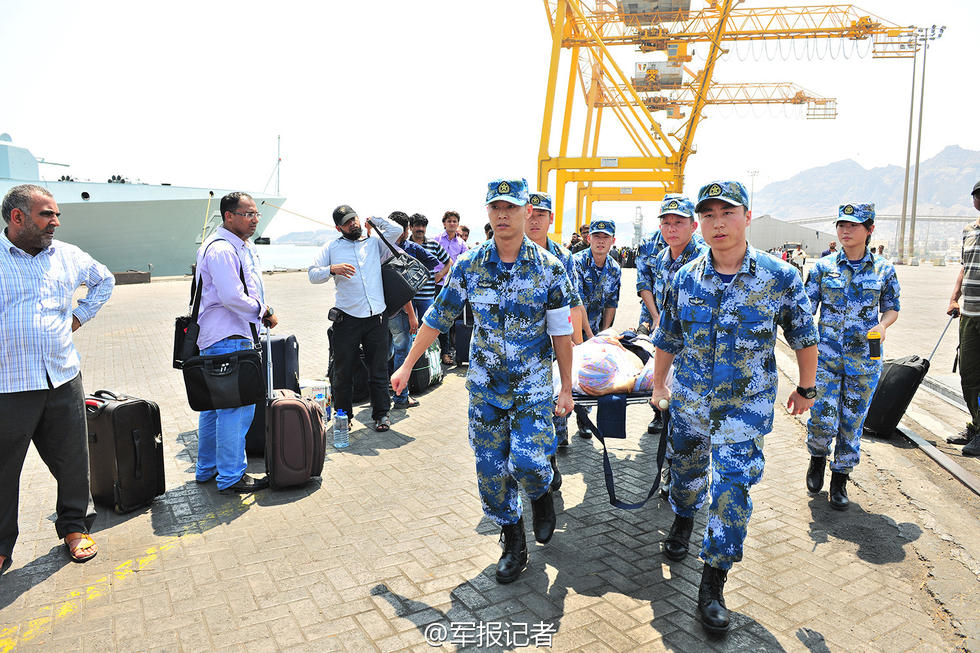 中国特种部队也门撤侨 设立警戒线