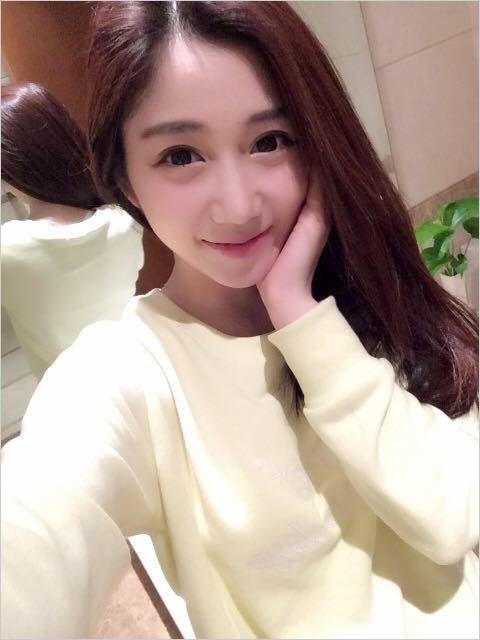 dnf美女主播靓丽私人生活照